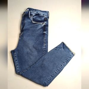 NWT Good American Good Waist Crop Jeans